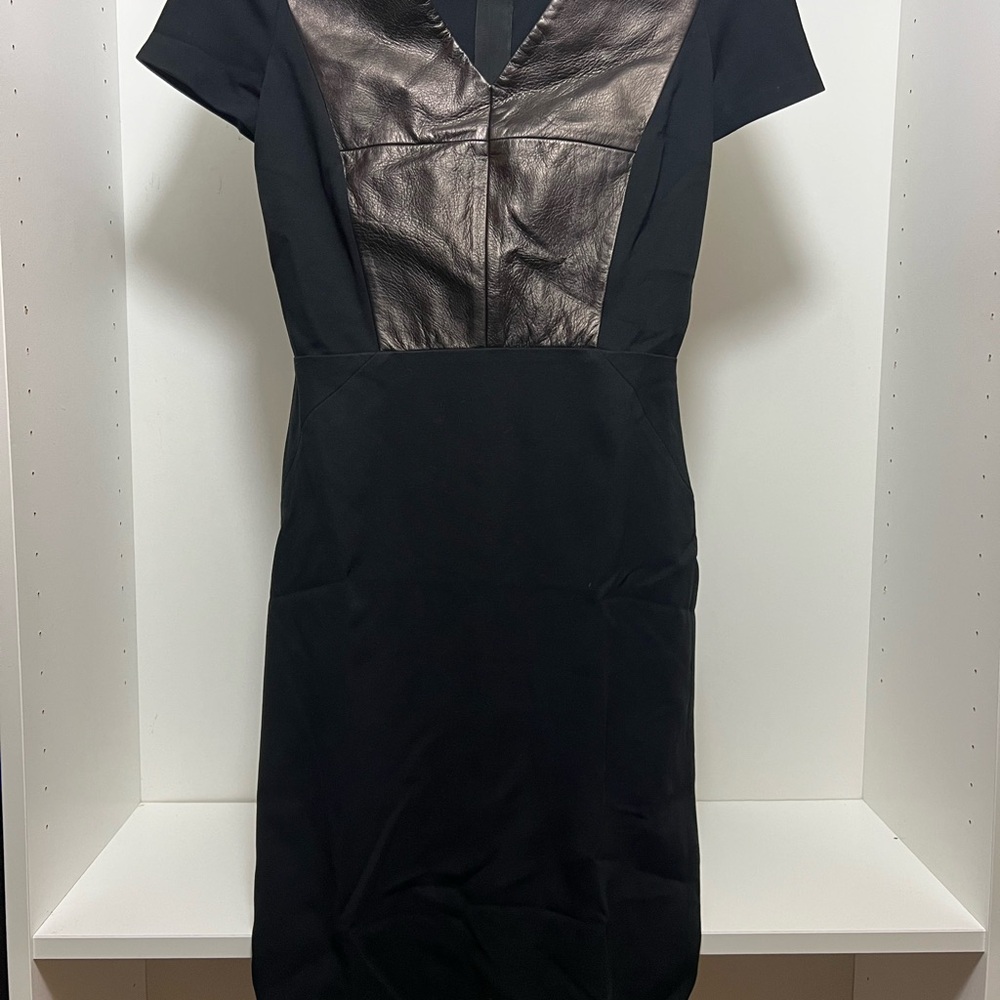 Piazza Sempione Black and Gold Sheath Mini Dress V-Neck